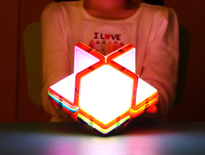 Lux pyramidy - balenie 6ks