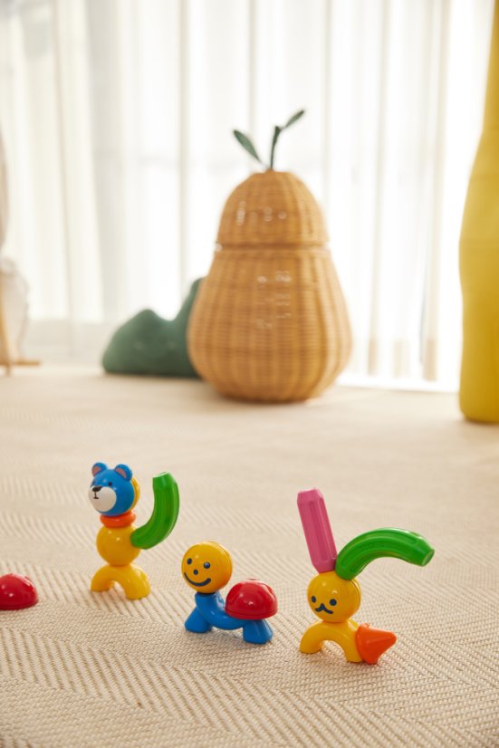 Stick-O Medvede (Peekaboo bear)