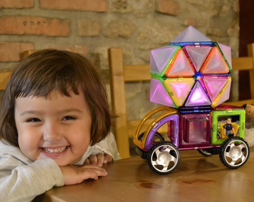 Lux pyramidy - balenie 6ks